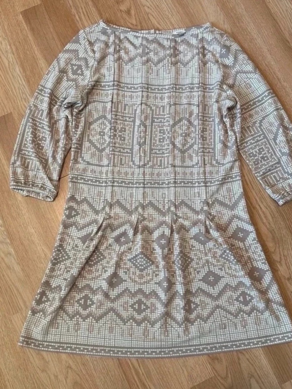 Fossil Beige and Cream Geometric Long-Sleeve Dress